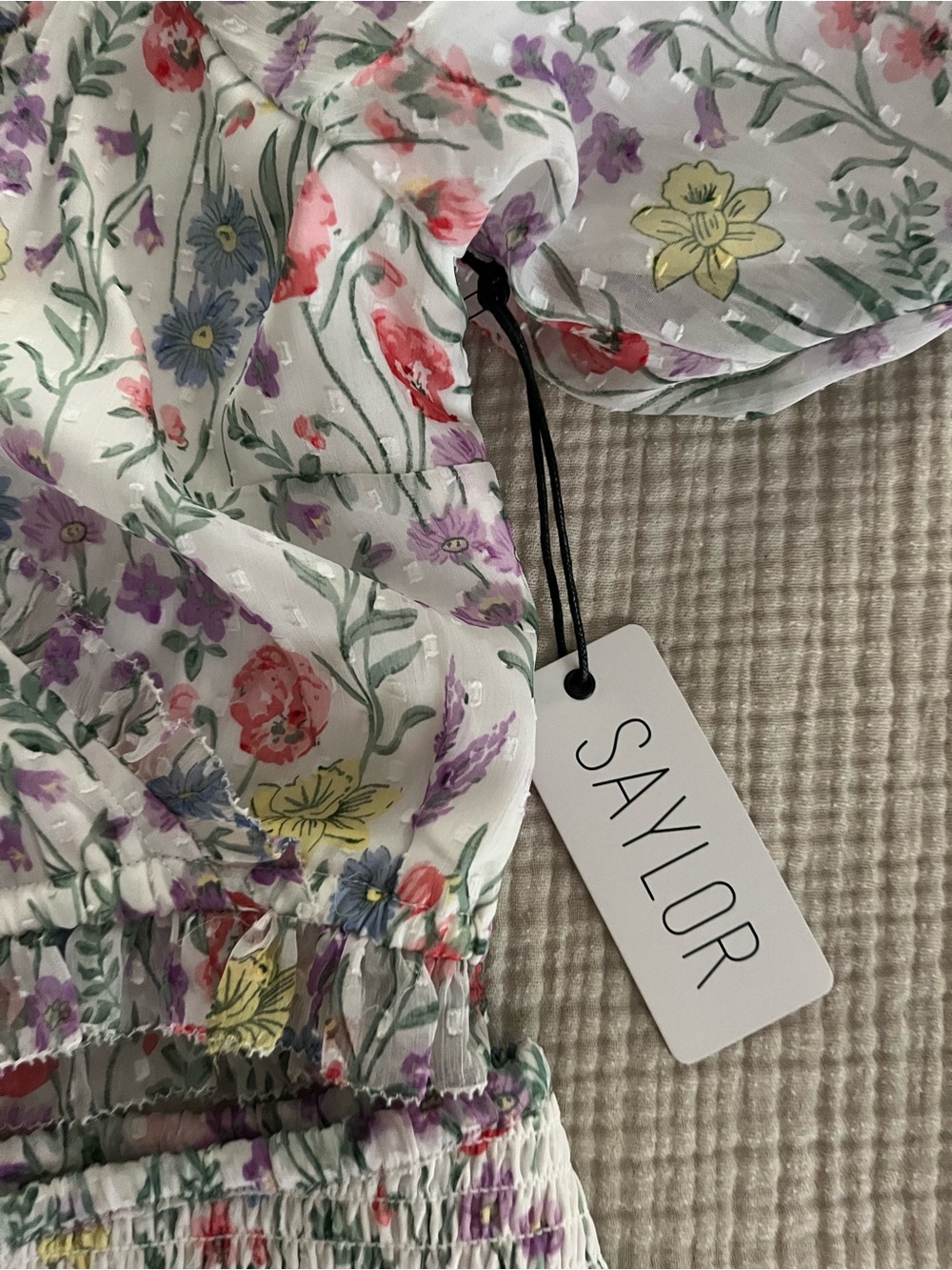 Saylor Floral Puff-Sleeve Two-Piece Dress Set in Multi Floral. M top L skirt - Picture 4 of 5